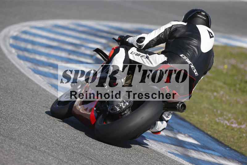 /Archiv-2024/01 26.-28.01.2024 Moto Center Thun Jerez/Gruppe gruen-green/162